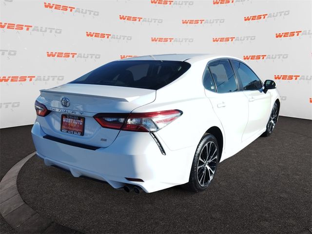 2018 Toyota Camry SE