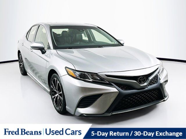 2018 Toyota Camry SE