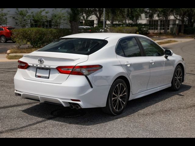 2018 Toyota Camry SE