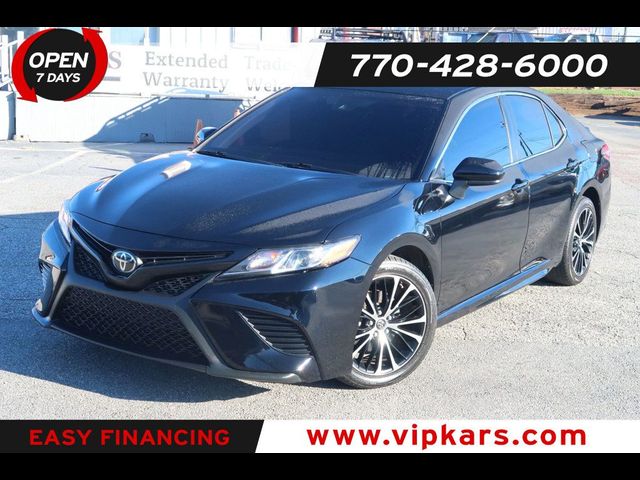 2018 Toyota Camry SE