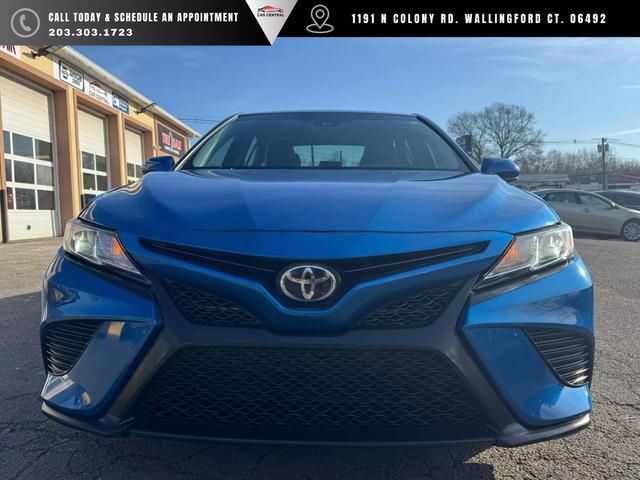 2018 Toyota Camry SE