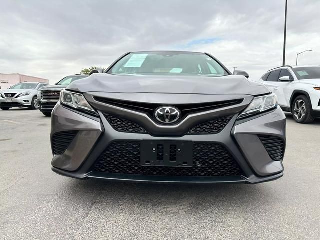 2018 Toyota Camry SE