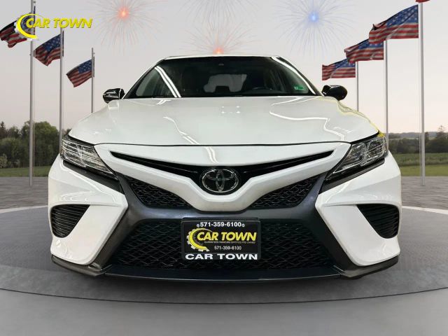 2018 Toyota Camry SE