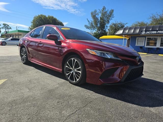 2018 Toyota Camry SE