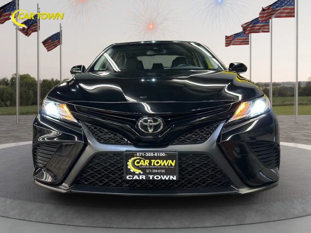 2018 Toyota Camry SE