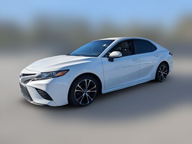 2018 Toyota Camry XLE