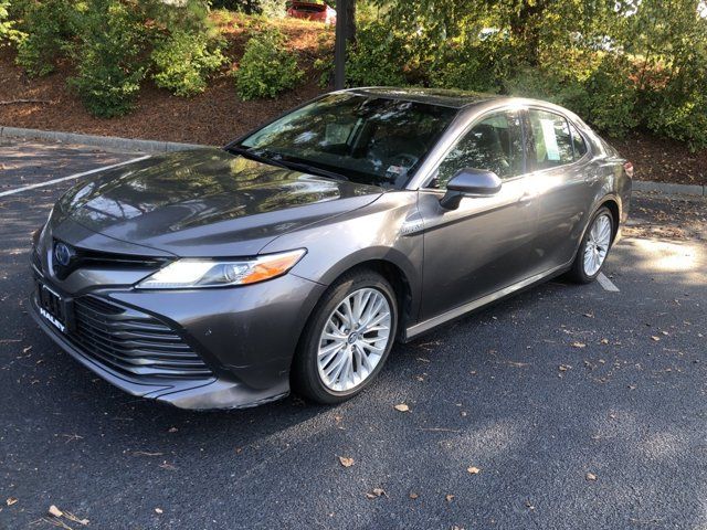 2018 Toyota Camry Hybrid XLE