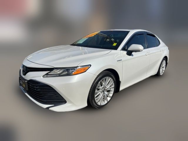 2018 Toyota Camry Hybrid XLE