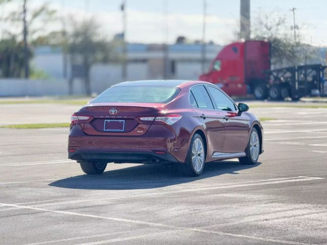 2018 Toyota Camry XLE