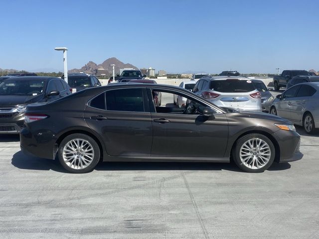 2018 Toyota Camry Hybrid XLE