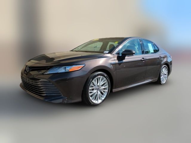 2018 Toyota Camry Hybrid XLE