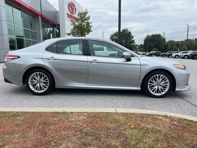 2018 Toyota Camry Hybrid XLE