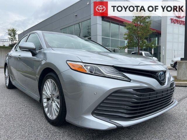 2018 Toyota Camry Hybrid XLE