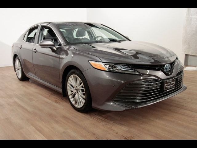 2018 Toyota Camry Hybrid XLE