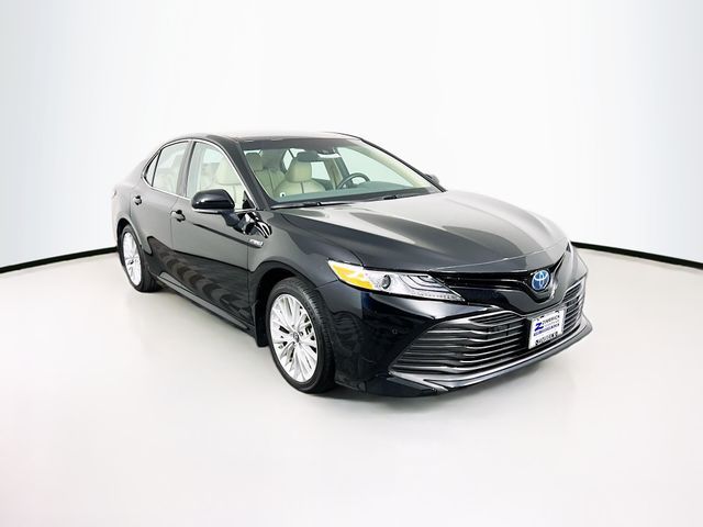 2018 Toyota Camry Hybrid XLE