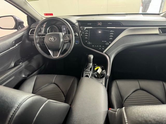 2018 Toyota Camry Hybrid SE