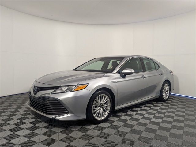 2018 Toyota Camry Hybrid XLE