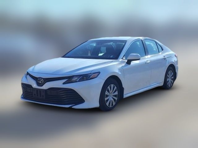 2018 Toyota Camry Hybrid LE