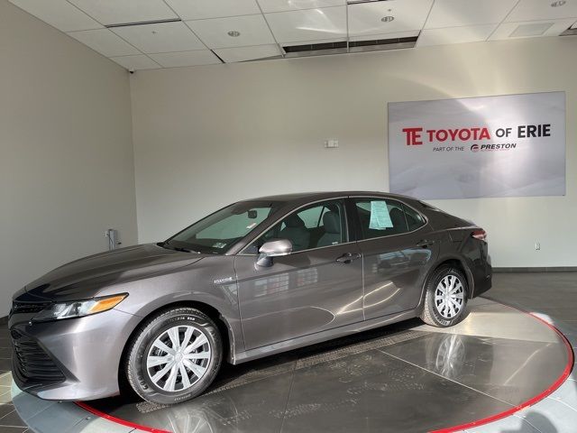 2018 Toyota Camry Hybrid LE