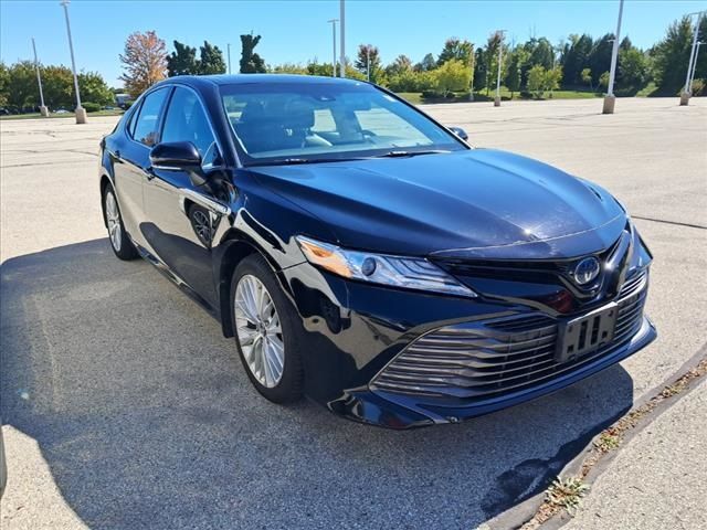 2018 Toyota Camry Hybrid LE