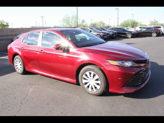 2018 Toyota Camry Hybrid LE