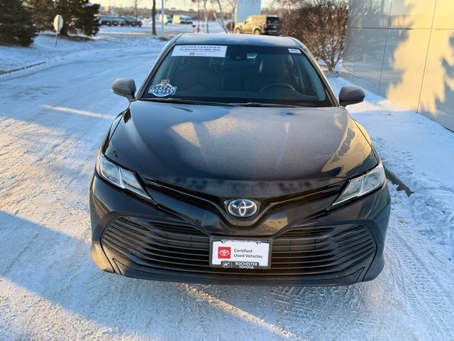 2018 Toyota Camry Hybrid LE