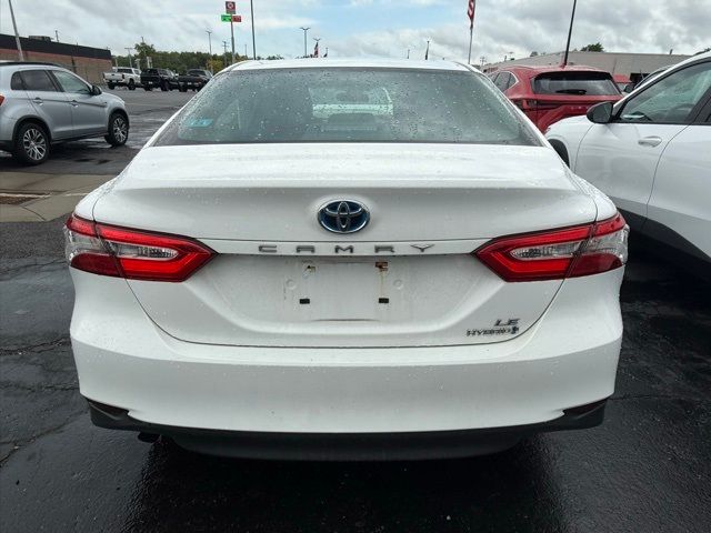 2018 Toyota Camry Hybrid LE