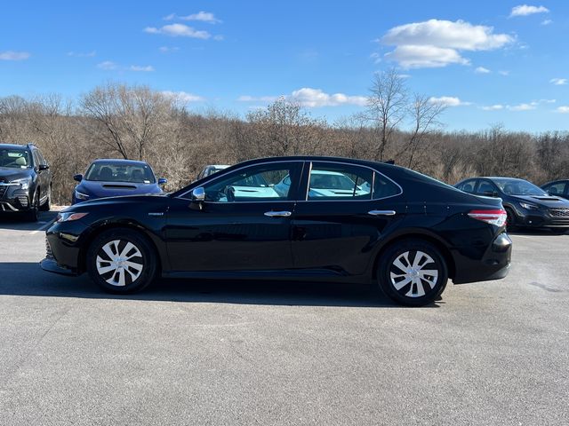 2018 Toyota Camry Hybrid LE