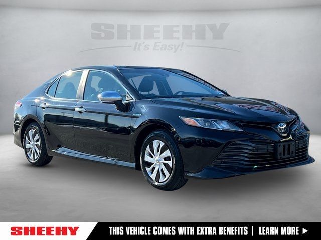 2018 Toyota Camry Hybrid LE