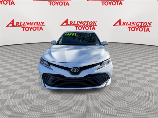 2018 Toyota Camry Hybrid LE