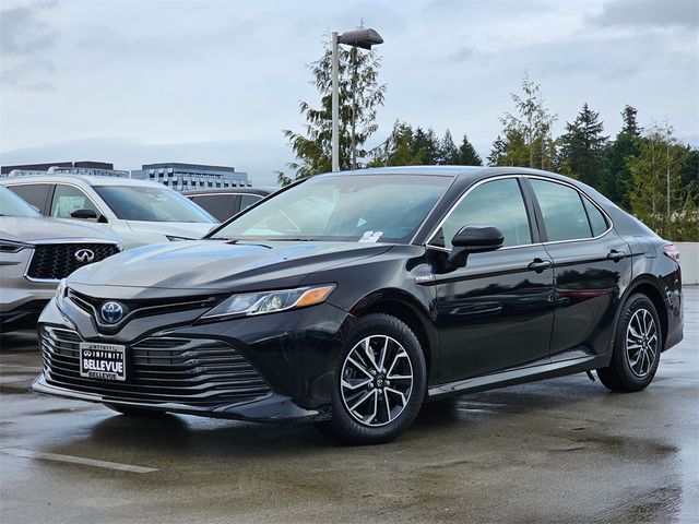 2018 Toyota Camry Hybrid LE