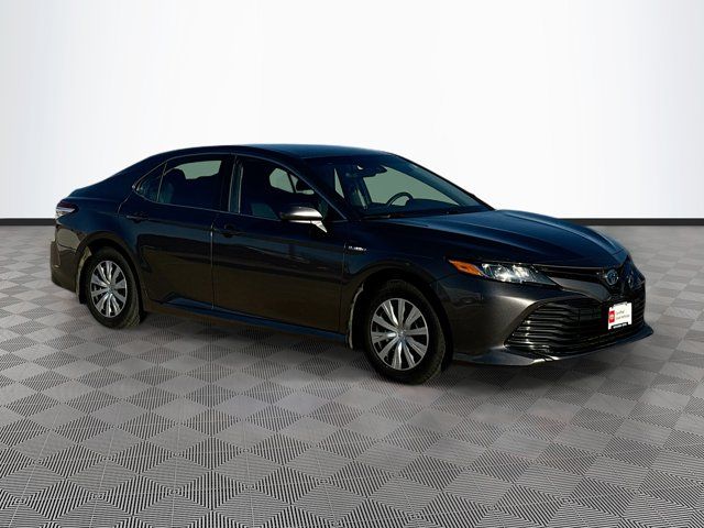 2018 Toyota Camry Hybrid LE