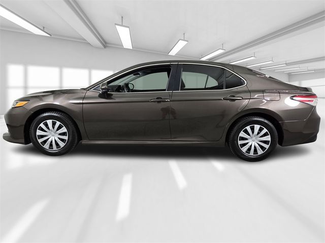 2018 Toyota Camry Hybrid LE