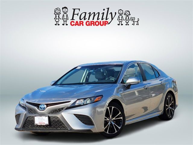 2018 Toyota Camry Hybrid SE