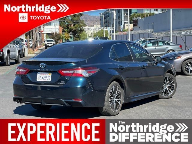 2018 Toyota Camry Hybrid SE