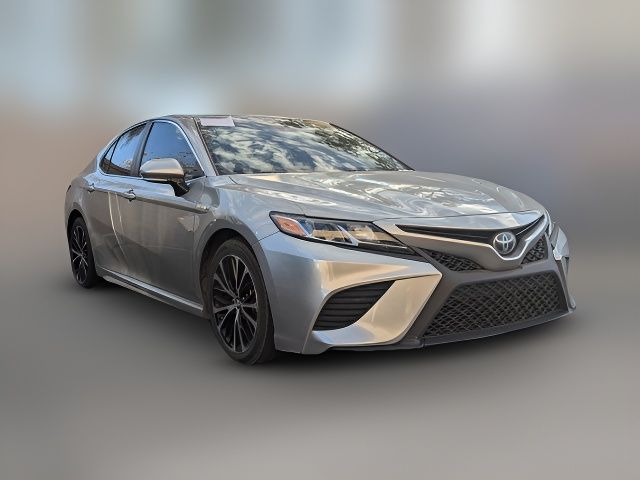 2018 Toyota Camry Hybrid SE