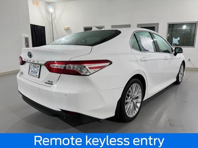 2018 Toyota Camry Hybrid XLE