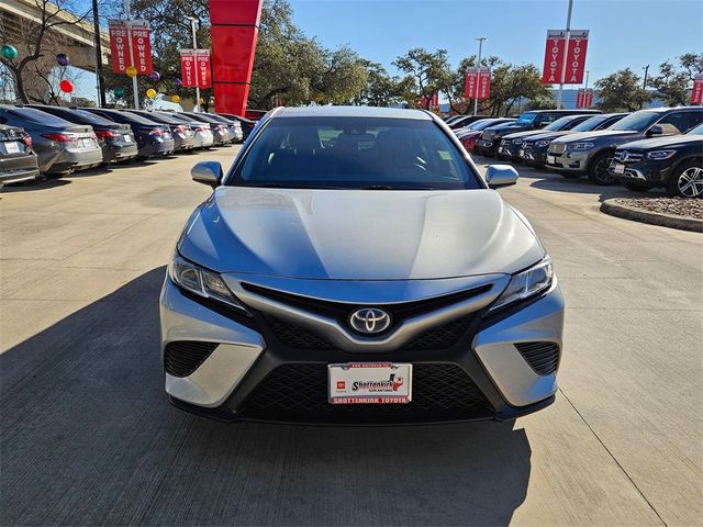 2018 Toyota Camry Hybrid SE