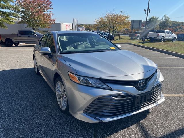 2018 Toyota Camry Hybrid XLE