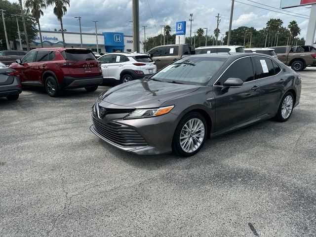 2018 Toyota Camry Hybrid LE