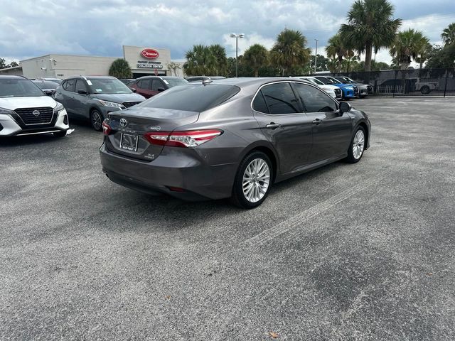 2018 Toyota Camry Hybrid LE