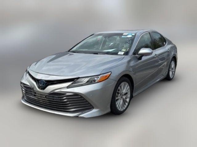 2018 Toyota Camry Hybrid XLE