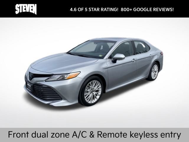 2018 Toyota Camry Hybrid XLE