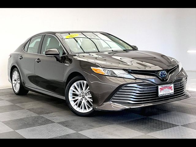 2018 Toyota Camry Hybrid XLE