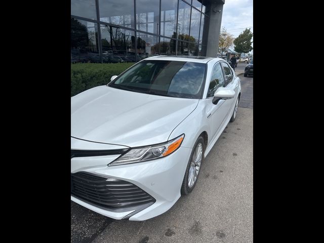 2018 Toyota Camry Hybrid XLE