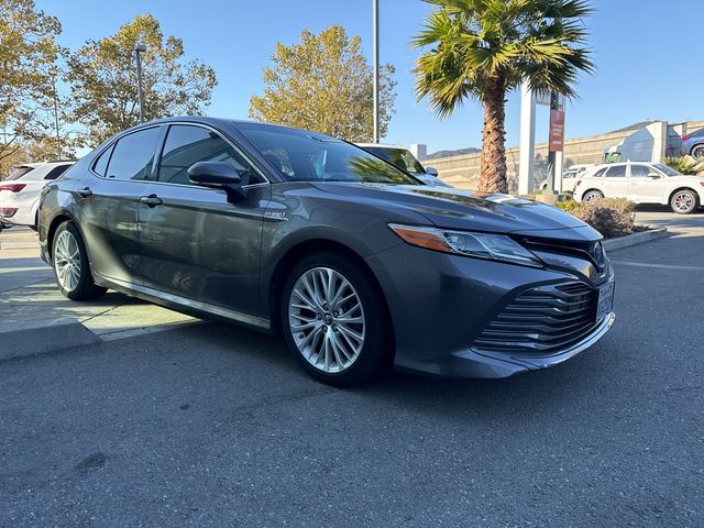 2018 Toyota Camry Hybrid XLE