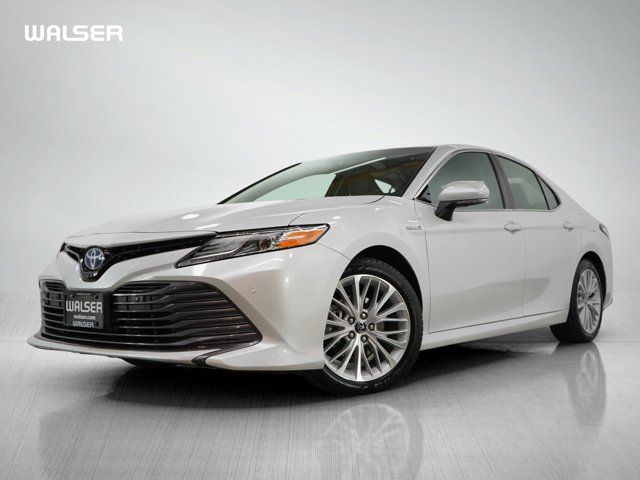 2018 Toyota Camry Hybrid XLE