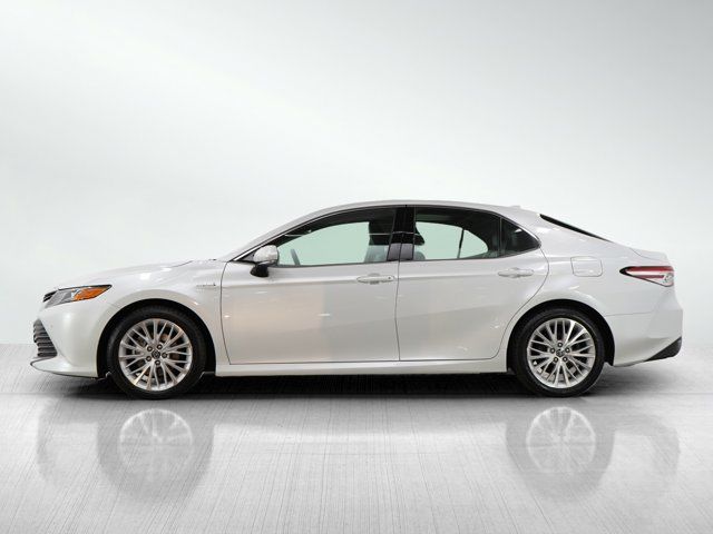 2018 Toyota Camry Hybrid XLE