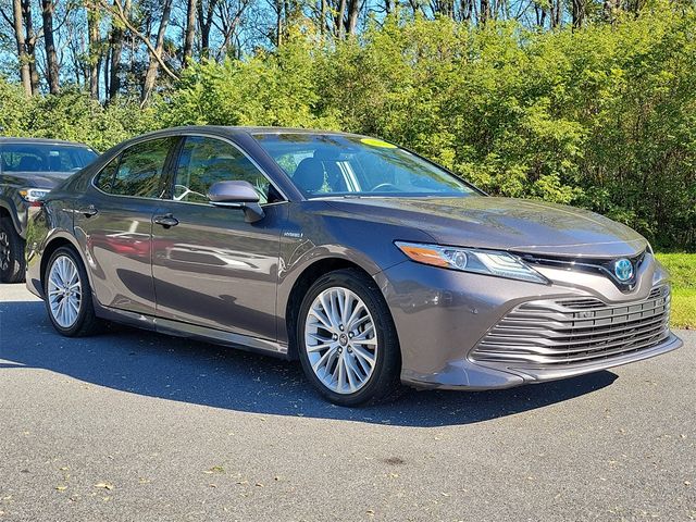 2018 Toyota Camry Hybrid XLE