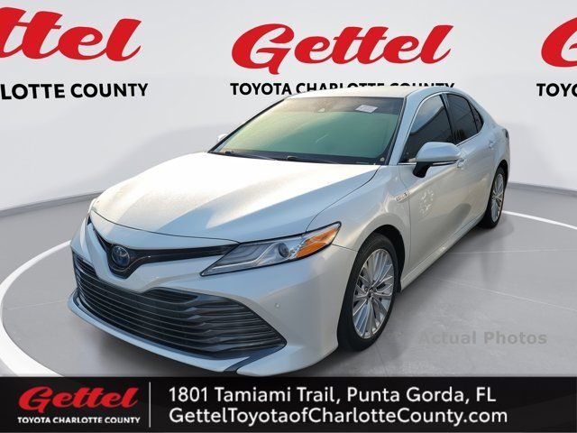 2018 Toyota Camry Hybrid XLE